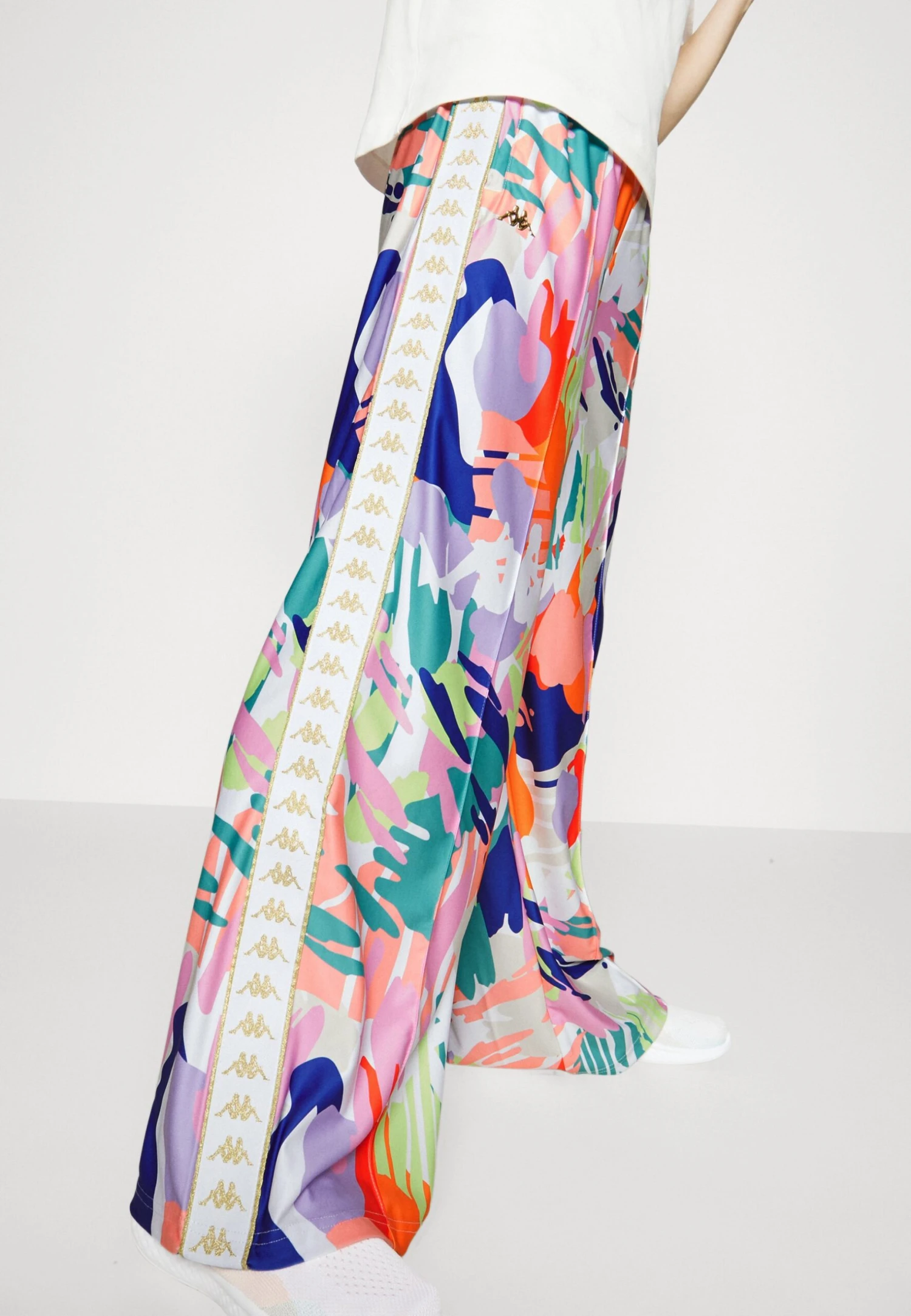 Kappa Pantalones Deportivos - Rich Gold 4 Kappa Pantalones Deportivos - Rich Gold - Imagen 4