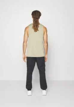 Kappa Training Pants - Pantalones Deportivos - Caviar -Kappa Tienda De Ventas 15b62f62825241cfa3a1a9a34147c883