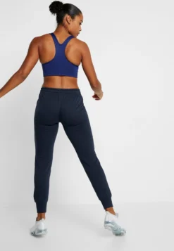 Kappa Taima Pants Women - Pantalones Deportivos - Dress Blues -Kappa Tienda De Ventas 2412c5fd99b444b99bf09c3d5e826911 scaled