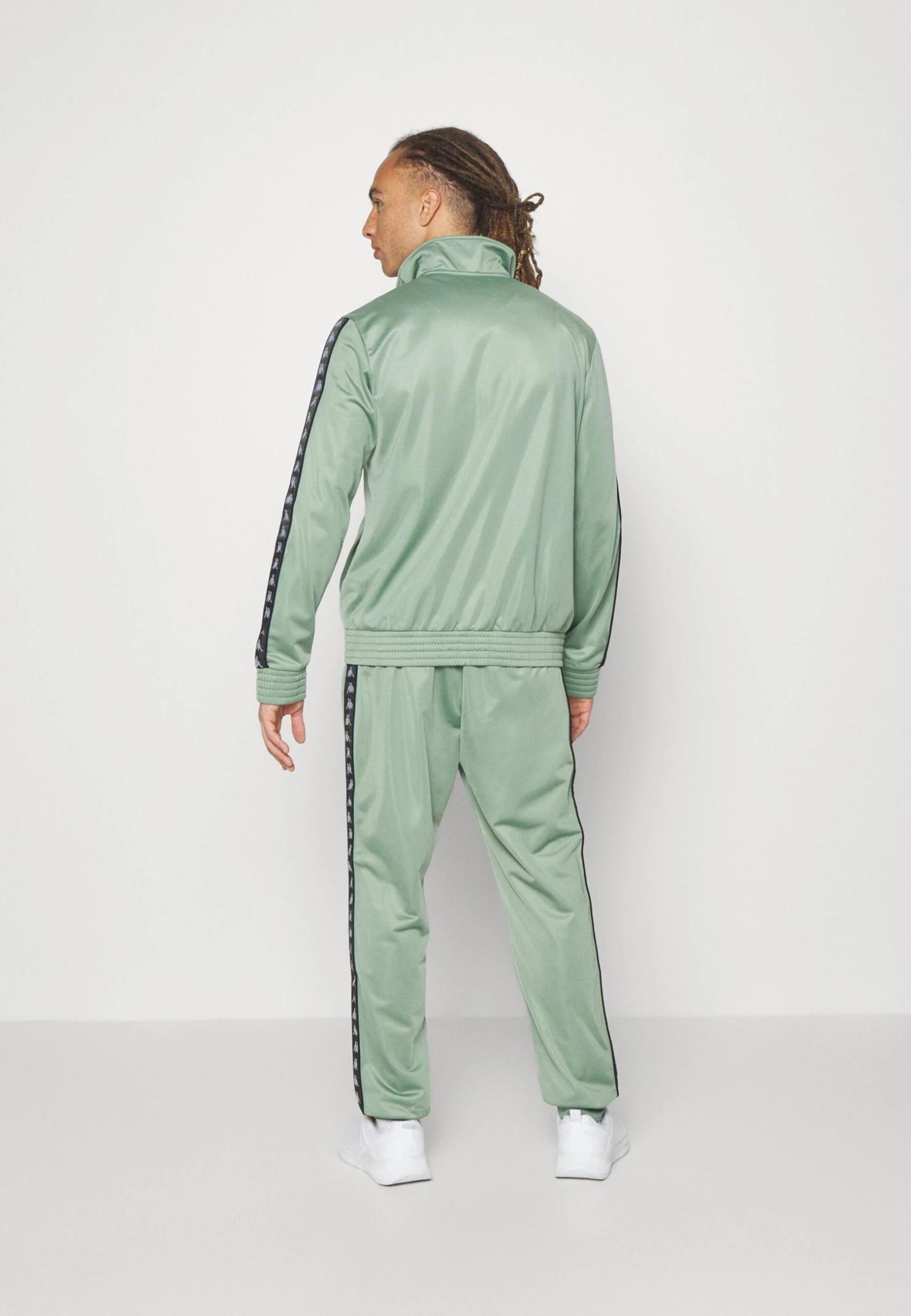 Kappa Tracksuit - Chándal - Hedge Green 3 Kappa Tracksuit - Chándal - Hedge Green - Imagen 3