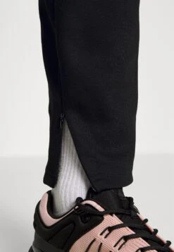 Kappa Katha Pants - Pantalones Deportivos - Caviar -Kappa Tienda De Ventas 5591106430cf4e4c91e9c259691d8a5b