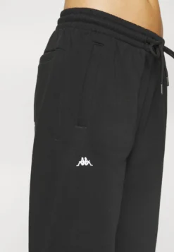 Kappa Pantalones Deportivos - Caviar -Kappa Tienda De Ventas 6036883fe95e4cf3aa23c5b6842fe3f8 scaled