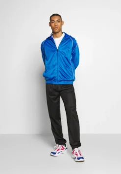 Kappa Veer - Camiseta Básica - Bright 7 Kappa Veer - Camiseta Básica - Bright -Kappa Tienda De Ventas 6826899b834549cbb21e81a7dbdb0954 scaled