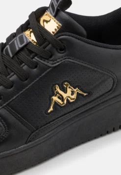 Kappa Zapatillas De Entrenamiento - Black/Gold 11 Kappa Zapatillas De Entrenamiento - Black/Gold -Kappa Tienda De Ventas b2aa0cbd41544752a593e39bab4bd755 scaled