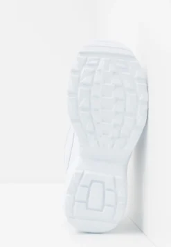 Kappa Rave - Zapatillas De Entrenamiento - White -Kappa Tienda De Ventas b39dfa413d844139a01c627582f32648 scaled