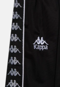 Kappa Pantalones Deportivos - Caviar 5 Kappa Pantalones Deportivos - Caviar -Kappa Tienda De Ventas b8b459fd2ef247b9a0c312883d119255 scaled