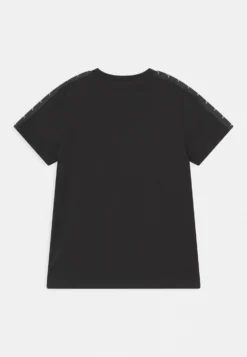 Kappa Koro - Camiseta Estampada - Caviar -Kappa Tienda De Ventas d2de20d1be604e0faead8d11504c2127 scaled