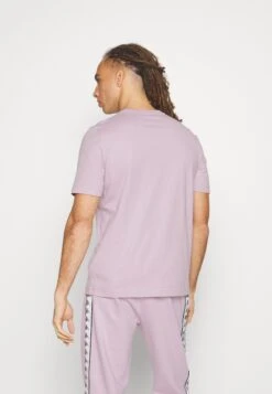 Kappa Camiseta Básica - Lavender Frost -Kappa Tienda De Ventas d6fbd46e2bf34850b2a1a6d8b9302915