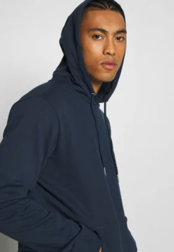 Kappa Vend - Jersey Con Capucha - Dress Blue Asters -Kappa Tienda De Ventas e48fffc52f6d41c095745d1183161965 scaled