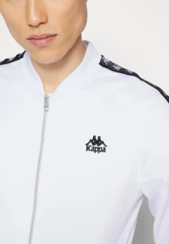 Kappa Tracksuit Jacket - Chaqueta De Entrenamiento - Bright White 11 Kappa Tracksuit Jacket - Chaqueta De Entrenamiento - Bright White -Kappa Tienda De Ventas fd23f39df0cf4bde8cd6cbdd41b91e33 scaled